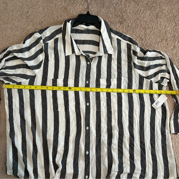 BP Women’s Blouse 4X Button Black and White Striped Button Down Viscose NWT - Picture 8 of 10